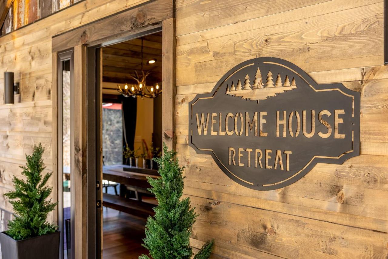 New Rustic Luxe Cabin Billiards Spa Near Gsmnp Townsend Eksteriør bilde